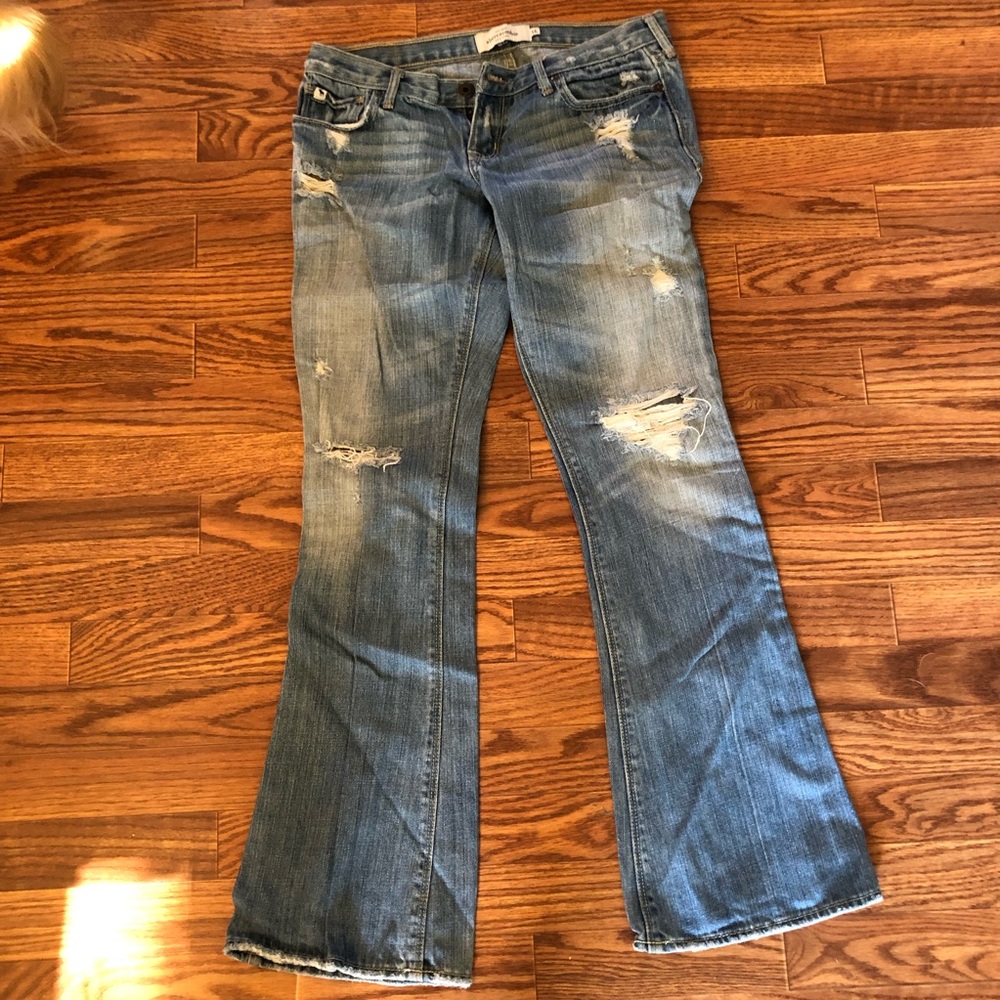 Ripped flare jeans Abercrombie
